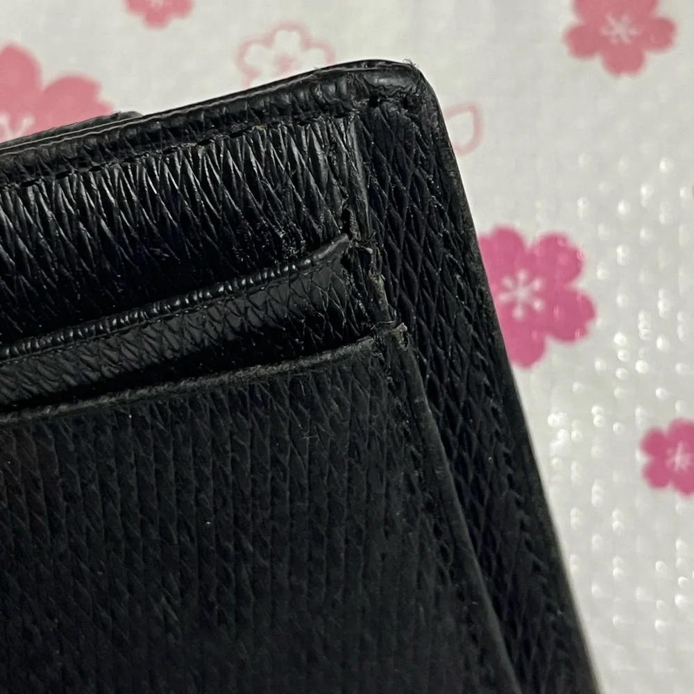 Tumi Monaco Black Leather 4 Slot Card Case with Money Clip